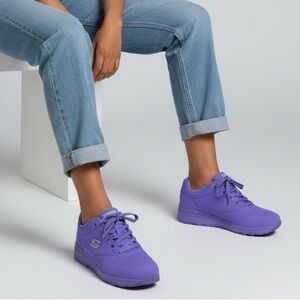 Skechers Women's Vibrant Violet Sneakers - Size 10 - EXCELLENT CONDITION - S6